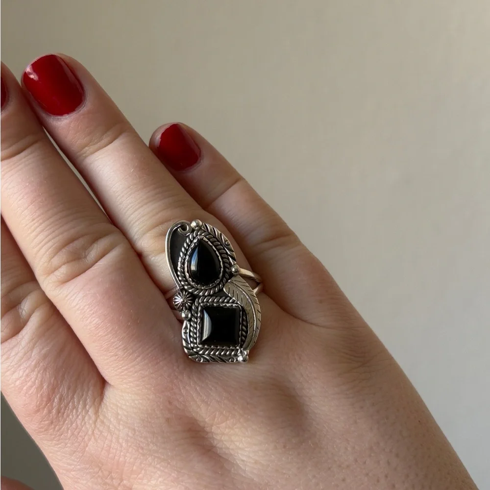 Sterling silver 925 and onyx ring, size 11